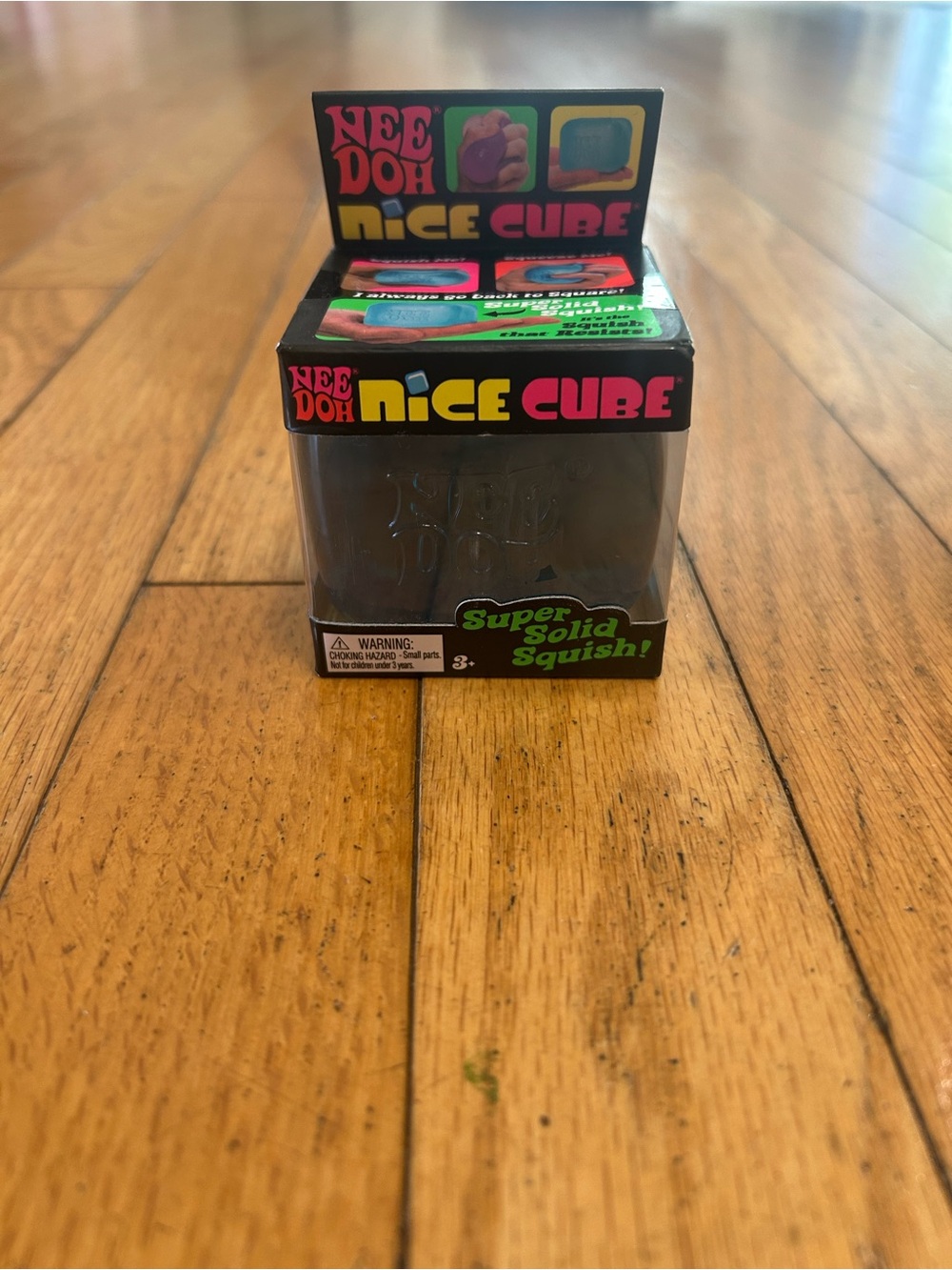 Nice Cube - Black Super Solid Squish